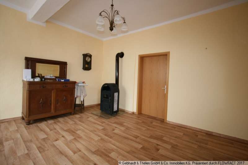 Immobilie in Meiningen - Charmantes Anwesen mit Potenzial in Meiningen – Ortsteil Helba - Bild 2