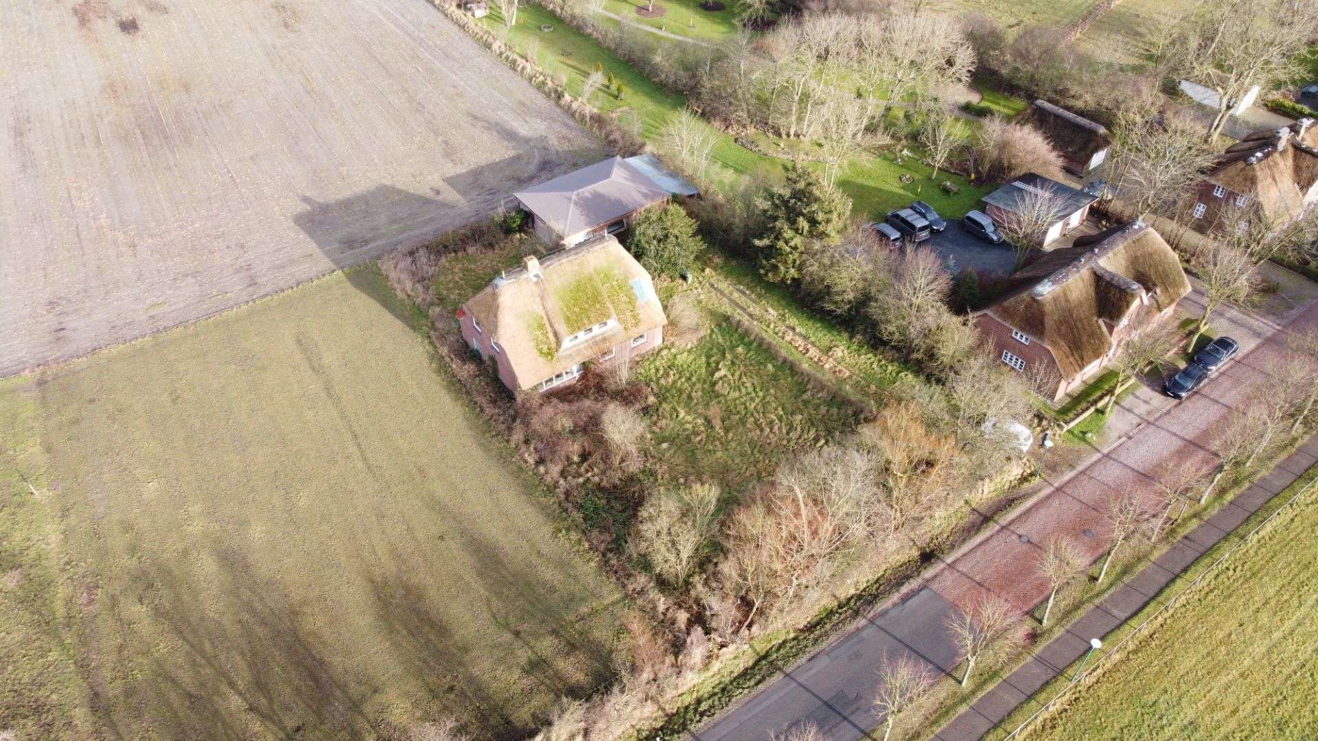 Am Rande von Nieblum - Sanierungsbedürftiges Reetdachhaus auf großem Grundstück, Nordfriesland Kreis – Bild 2