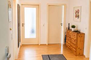  Modernisierte 3-Zimmer-Wohnung in Stuttgart, Nähe Villa Berg | EBK | 80 m² – Rudolfstraße 22, 70190 Berg, Stuttgart – Vorschaubild 3