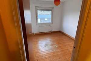 Preiswertes 4-Zimmer-Reihenendhaus mit gehobener Innenausstattung und EBK in Niederstedem – RWE-Umspannanlage 3, 54634 Bitburg-Prüm (Kreis) – Vorschaubild 15