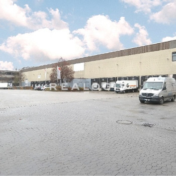 Logistik - 8x Rampe - 11,00m UKB