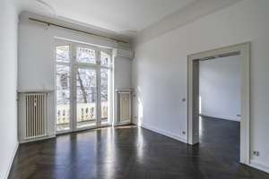 Lichtdurchflutete Altbauwohnung mit 3 Balkone – Die vollständige Adresse der Immobilie erhältst du vom Anbieter., 65193 Nordost, Wiesbaden – Vorschaubild 10