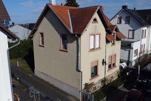 Oberursel-Bommersheim: Sanierungsbedürftiges Zweifamilienhaus in begehrter Lage zu verkaufen! – Die vollständige Adresse der Immobilie erhältst du vom Anbieter., 61440 Oberursel (Taunus) – Vorschaubild 2