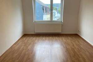 Sonnborn- komplett renovierte 3-Zimmer-Wohnung mit gr.Bad + gr.Küche!! – Garterlaie 3, 42327 Elberfeld West, Wuppertal – Vorschaubild 2
