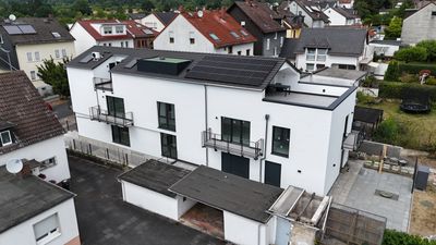 Einmaliger Taunusblick auf 3 Zimmer verteilt