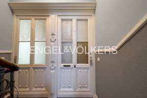 Großzügige Altbauwohnung mit Balkon und Aufzug! – Die vollständige Adresse der Immobilie erhältst du vom Anbieter., 65185 Mitte, Wiesbaden – Vorschaubild 14