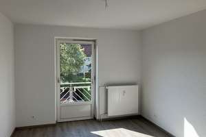 Renoviertes Wohnglück mit kleinem Balkon genießen – Alter Mühlenweg 6, 38226 Lebenstedt, Salzgitter – Vorschaubild 2