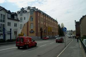 Apartment (möbliert) in denkmalgeschützem MFH in zentraler Lage – Trierer Straße 105, 56072 Metternich, Koblenz – Vorschaubild 2