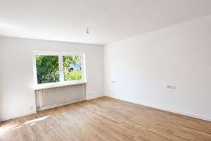 Frisch renoviertes Familienhaus mit Charakter, Garten, Doppelgarage & neuer Einbauküche – Die vollständige Adresse der Immobilie erhältst du vom Anbieter., 73054 Eislingen/Fils – Vorschaubild 6
