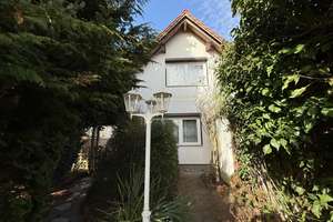 Kleines Einfamilienhaus mit Wintergarten – Die vollständige Adresse der Immobilie erhältst du vom Anbieter., 38820 Halberstadt – Vorschaubild 2