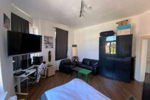 Zimmer in Studi-WG frei