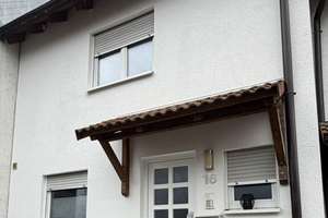 Haus mit vielen Zimmern, Garten und Parkplätzen und in einer Top Lage in Heddesheim zu vermieten 