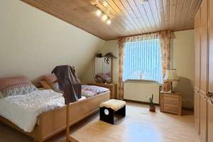 Teilvermietetes traumhaftes Zweifamilienhaus mit riesigem Grundstück! – Die vollständige Adresse der Immobilie erhältst du vom Anbieter., 38542 Leiferde – Vorschaubild 23
