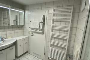 Provisionsfrei: 4-Zi.-EG-Wohnung mit 80 m² Garten,  Klima, Tiefgarage & Hobbyraum – Die vollständige Adresse der Immobilie erhältst du vom Anbieter., 70327 Wangen, Stuttgart – Vorschaubild 7