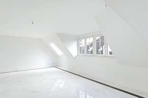 Elegante 5-Zi.-Wohnung in exklusivem 3-Familienwohnhaus