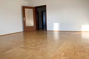 2,5-Raum-Wohnung mit Balkon in Essen – Die vollständige Adresse der Immobilie erhältst du vom Anbieter., 45355 Bochold, Essen – Vorschaubild 2