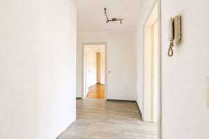 Besichtigung am Mittwoch –++ Ideal für Eigennutzer und Kapitalanleger mit Sanierungsvision – Die vollständige Adresse der Immobilie erhältst du vom Anbieter., 71638 Grünbühl, Ludwigsburg – Vorschaubild 8