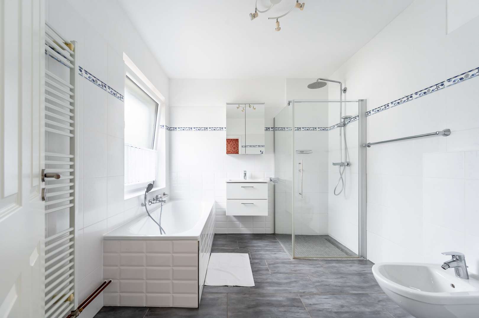 Immobilie in Westerdeichstrich - Gepflegtes Wohnen an der Nordsee -
zum Wohnen oder Vermieten - Bild 5