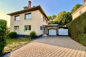 FREISTEHENDES EINFAMILIENHAUS MIT GUTER VERKEHRSANBINDUNG !!!