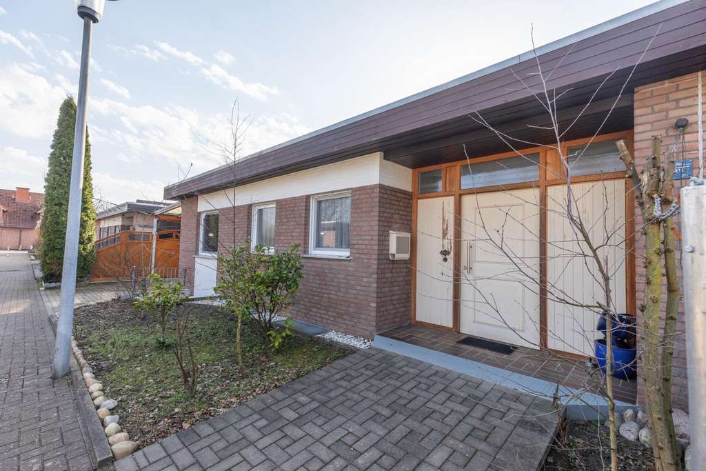 Immobilie in Ladbergen - Wohnen auf einer Ebene mit Garten, Garage & Carport - Bild 0