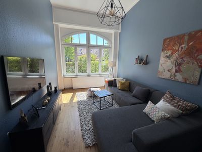 Stilvolle 3,5-Zimmer-Altbauwohnung (möbliert) — Kurzzeit-Untervermietung (Nov-April)