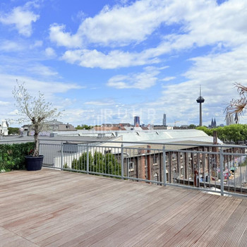Maisonette-Büro mit Dachterrasse in Köln-Ehrenfeld 