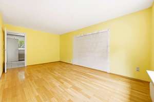 Familienhaus mit großem Entwicklungspotenzial, Hobbyraum & Studio im begehrten Österreicherviertel – Radstädterstraße 8, 80687 Am Westbad, München – Vorschaubild 5