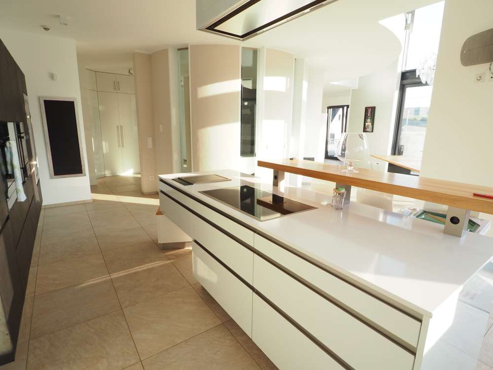 Immobilie in Niederelbert - Luxuriöses Anwesen für gehobene Ansprüche - Bild 3