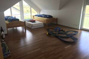 Neuwertiges (teil-)möbliertes 5-Zimmer-Einfamilienhaus mit EBK in Gusterath, bei Trier – Johann-Berens-Straße 29, 54317 Gusterath – Vorschaubild 9