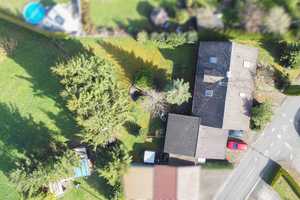 Charmantes Sanierungsprojekt: Einfamilienhaus mit Doppelgarage auf großzügigem 1050 m² Grundstück – Tuttlingen (Kreis) – Vorschaubild 7