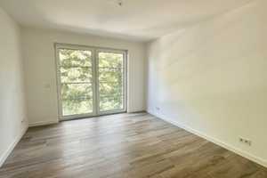 exklusive 2-Zimmer Wohnung mit Einbauküche, Balkon und Fußbodenheizung – Nelkenstraße 30, 42283 Wuppertal – Vorschaubild 11