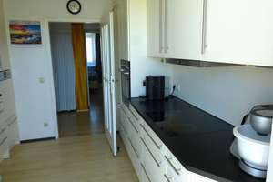 Helle 3,5-Zi.-Altbauwohnung mit Balkon, Kaminofen & unverbaubarem Weitblick in Sendling – Holsteiner Str. -, 81377 Am Waldfriedhof, München – Vorschaubild 8