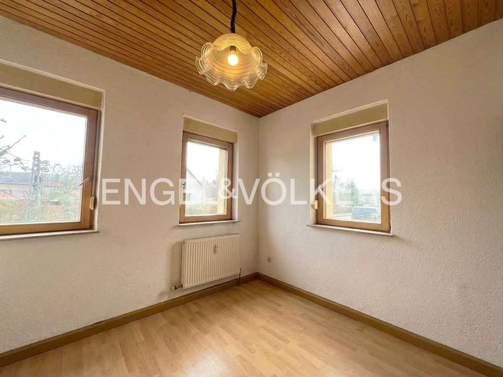 Immobilie in Böbingen an der Rems - Solides MFH mit Altbaucharme & Sanierungsbedarf in Böbingen - Bild 4