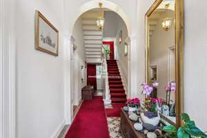 Luxuriöse Villa mit Eleganz, Stil und großzügigem Gartenparadies – Die vollständige Adresse der Immobilie erhältst du vom Anbieter., 53227 Oberkassel, Bonn – Vorschaubild 3