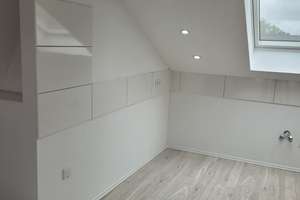 Charmantes 2-Zimmer Dachgeschoss-Apartment in Bergeborbeck – Oskar-Pannen-Straße 34, 45355 Bergeborbeck, Essen – Vorschaubild 5