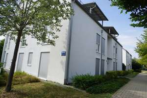 Bj. 2012 - Ruhig und grün am Stadtrand, Westblk. ohne Gegenüber, Bes. SA 22.08. n. Vereinbg. – Die vollständige Adresse der Immobilie erhältst du vom Anbieter., 81249 Lochhausen, München – Vorschaubild 3