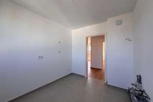 Sanierte Wohnung 4. Etage mit Balkon, Aufzug und dazu mietbarem Tiefgaragenstellplatz in Derendorf – Ulmenstraße 102, 40476 Derendorf, Düsseldorf – Vorschaubild 16