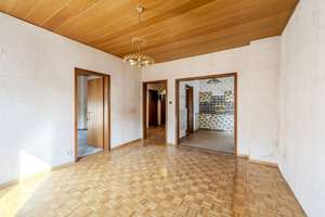 Leerstehendes 3-Familienhaus in begehrter Lage – Die vollständige Adresse der Immobilie erhältst du vom Anbieter., 70199 Heslach, Stuttgart – Vorschaubild 9