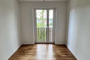 Exklusive, lichtdurchflutete 4-Zimmer-Wohnung mit Balkon in Stuttgart-Möhringen – Jörg-Zink-Platz 13, 70567 Möhringen-Ost, Stuttgart – Vorschaubild 8