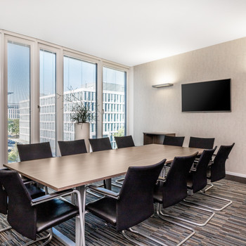 Privater Büroraum für 4 Person in Regus Airport City