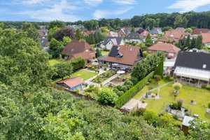 Modern aufgeladen: Einfamilienhaus mit 2 PV-Anlagen, neuer Wärmepumpe und Freiluftwohnzimmer – Emsland (Kreis) – Vorschaubild 12