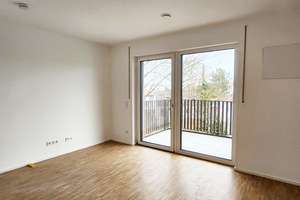 Erstbezug: helle 2-Zimmer-Wohnung mit Balkon im 3. Obergeschoss – Prüfeninger Str. 78, 93049 Westenviertel, Regensburg – Vorschaubild 2