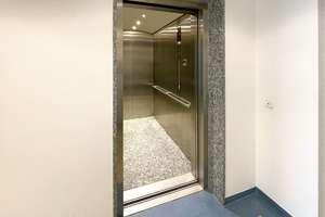 für 2 Jahre ab Oktober: zentrale 2 Zimmer, Balkon im 6. OG, möbliert möglich – Seydelstraße 7, 10117 Mitte (Ortsteil), Berlin – Vorschaubild 21