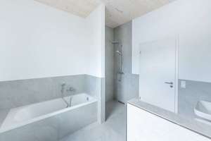 Großzügiges Penthouse mit 360° Dachterrasse, Weitblick und 65 m² Wohn-/Essbereich im Zentrum Jenas – Die vollständige Adresse der Immobilie erhältst du vom Anbieter., 7743 Jena-Zentrum, Jena – Vorschaubild 21