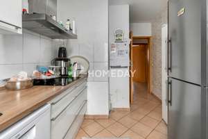 Zusammengelegt und modernisiert – großzügige Wohnung mit zwei Kellerräumen in Bochum-Hamme – Die vollständige Adresse der Immobilie erhältst du vom Anbieter., 44809 Hamme, Bochum – Vorschaubild 5