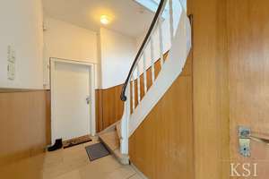 Charmantes Dreifamilienhaus mit großem Garten, Terrasse und Garage in Top Lage! – Nienhofstraße 42, 45894 Buer, Gelsenkirchen – Vorschaubild 7