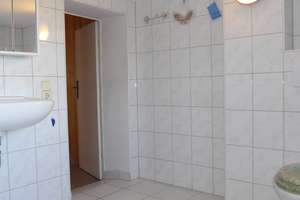 Für Handwerker zum Renovieren – Die vollständige Adresse der Immobilie erhältst du vom Anbieter., 9350 Lichtenstein/Sachsen – Vorschaubild 23