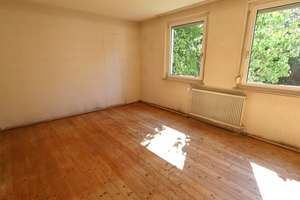 Familientraum mit Garten: Großes Wohnhaus in Mutlangen! – Die vollständige Adresse der Immobilie erhältst du vom Anbieter., 73557 Mutlangen – Vorschaubild 4