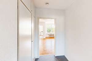 Gepflegt, bezugsfrei und mit Balkon – attraktive 2-Zimmer-Wohnung in Mascherode – Die vollständige Adresse der Immobilie erhältst du vom Anbieter., 38126 Südstadt-Rautheim-Mascherode, Braunschweig – Vorschaubild 2
