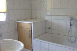 Gepflegte 2 Zimmer ETW mit Balkon u. Garage in ansprechendem Haus mit Aufzug in Rheinhausen – Die vollständige Adresse der Immobilie erhältst du vom Anbieter., 47226 Hochemmerich, Duisburg – Vorschaubild 11
